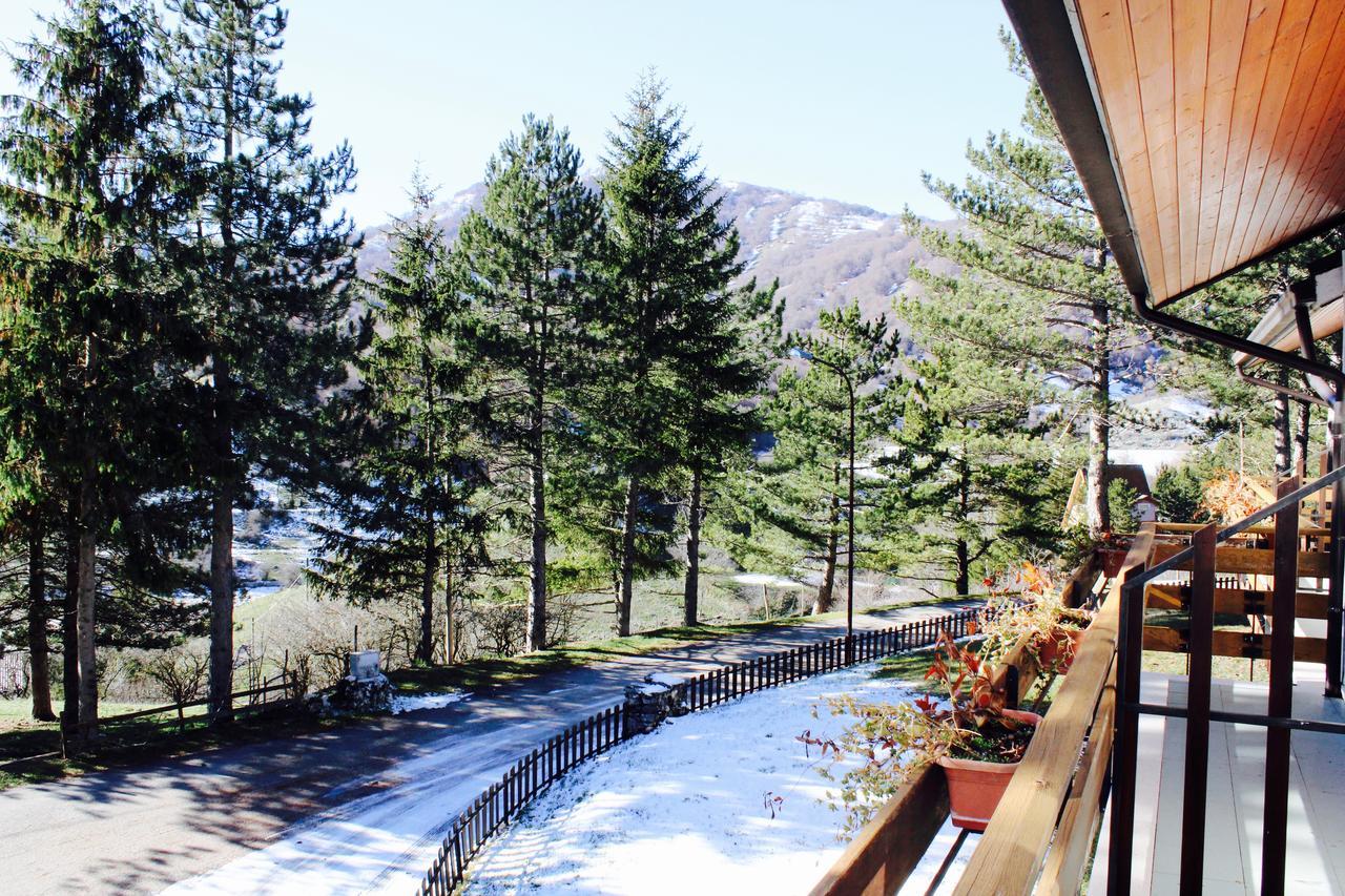 Hotel Orso Bianco بيسكاسيرولي المظهر الخارجي الصورة